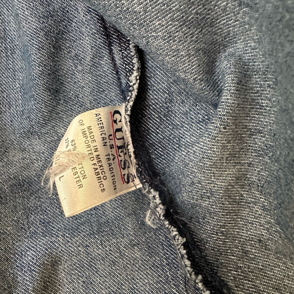 Vintage GUESS jean jacket - Picture 6 of 9